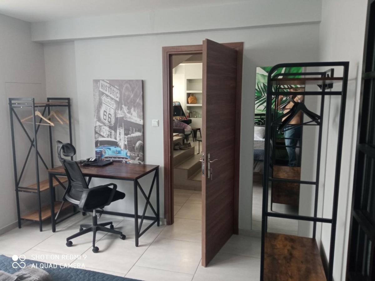 Patras' Hitech Apartment المظهر الخارجي الصورة